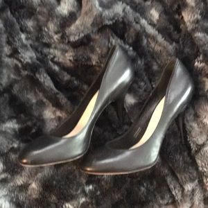 Via Spiga Italian leather heels 10M black